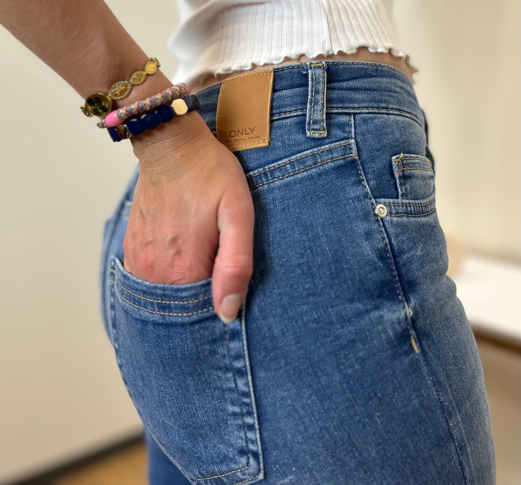 Jean BLUSH