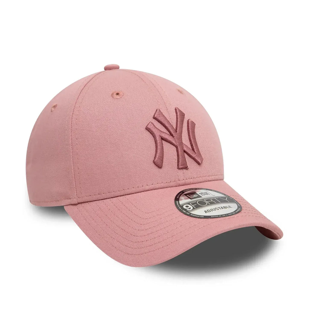 Casquette 9FORTY Adjustable New York Yankees League Essential Rose Foncé