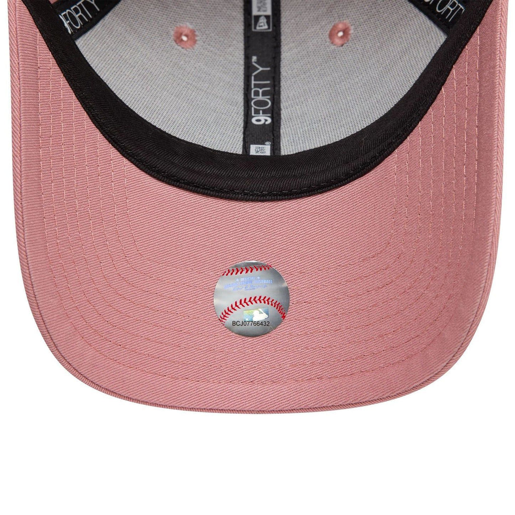 Casquette 9FORTY Adjustable New York Yankees League Essential Rose Foncé