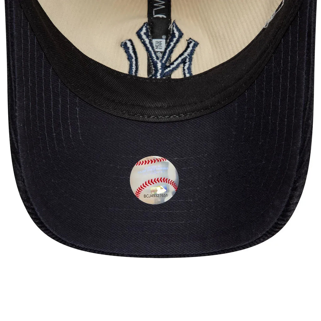 Casquette 9TWENTY Adjustable New York Yankees Block Cord Crème