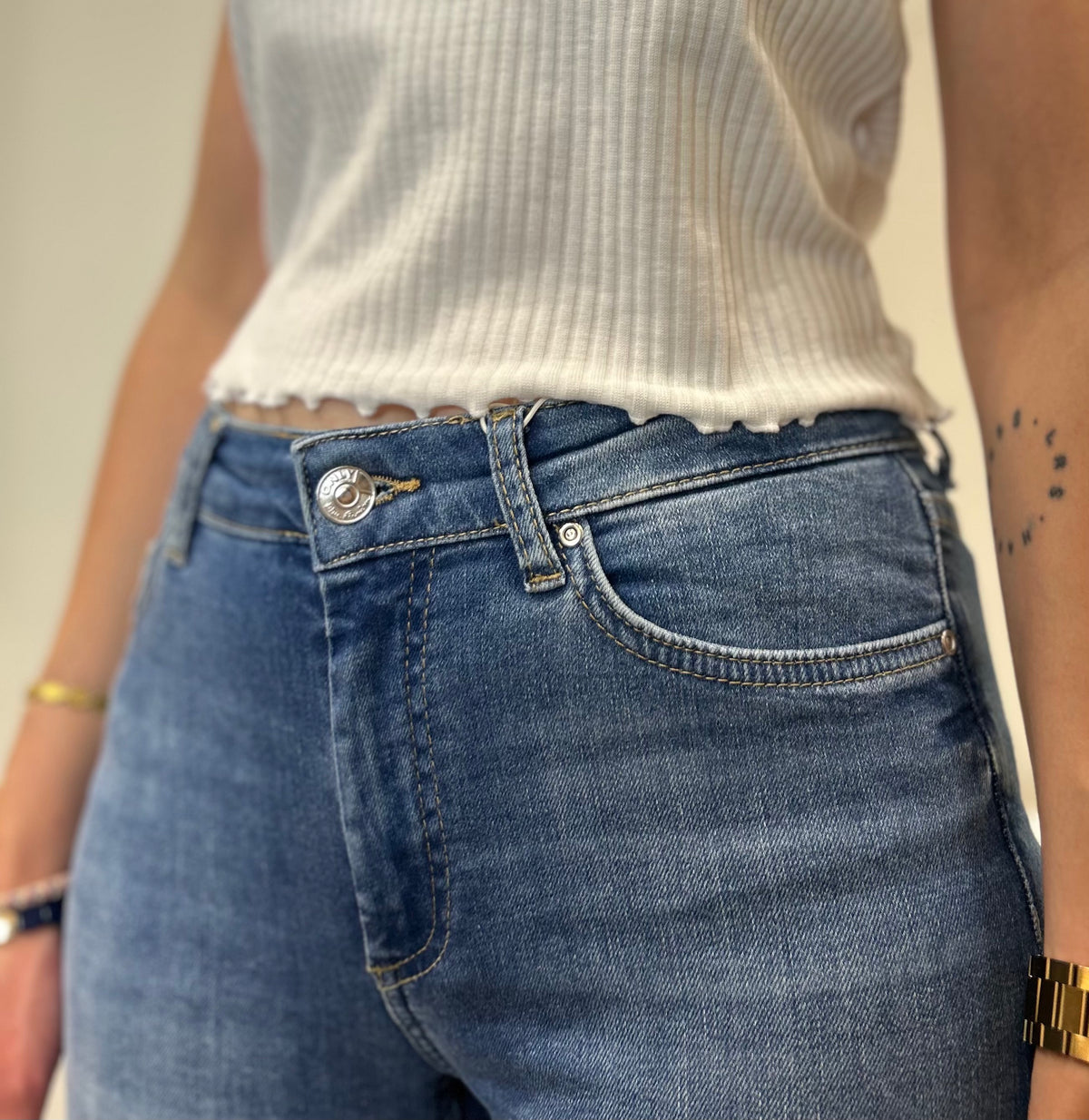Jean BLUSH
